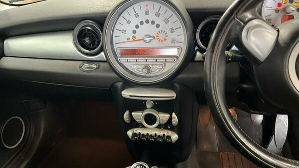 Mini Hatch 1.4 One Hatchback Euro 4 95 Ps Silver #21