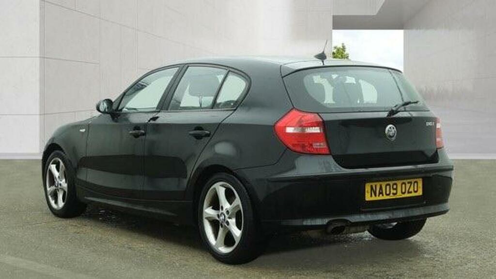 BMW 1 Series 2.0 116I Sport Euro 4 Black #4