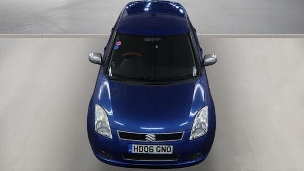 Suzuki Swift Gl Red #7