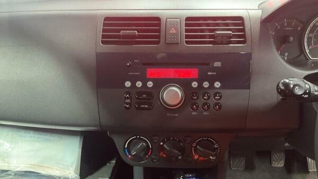 Suzuki Swift Gl Red #13