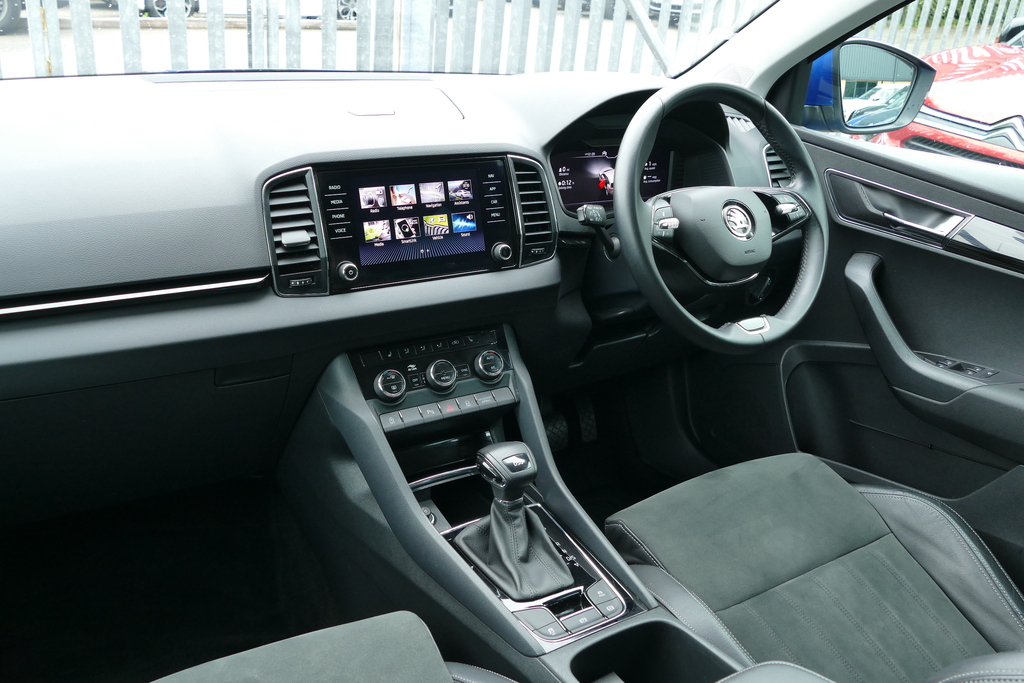 Skoda Karoq 1.5 Tsi Se L Dsg 150 Ps PE70UWP Blue #2