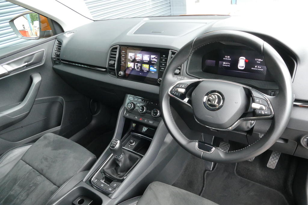 Skoda Karoq 1.5 Tsi Se L 150 Ps NX23XCU Orange #6