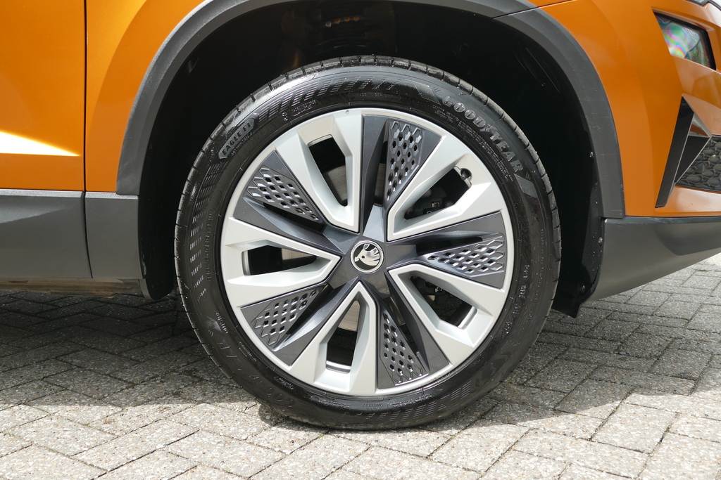 Skoda Karoq 1.5 Tsi Se L 150 Ps NX23XCU Orange #5