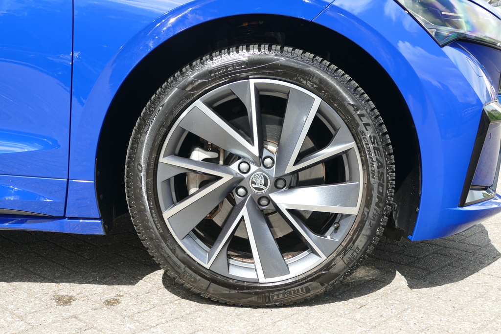 Skoda ENYAQ 195Kw 80X Sportline 82Kwh 4X4 0 Ps Blue #6