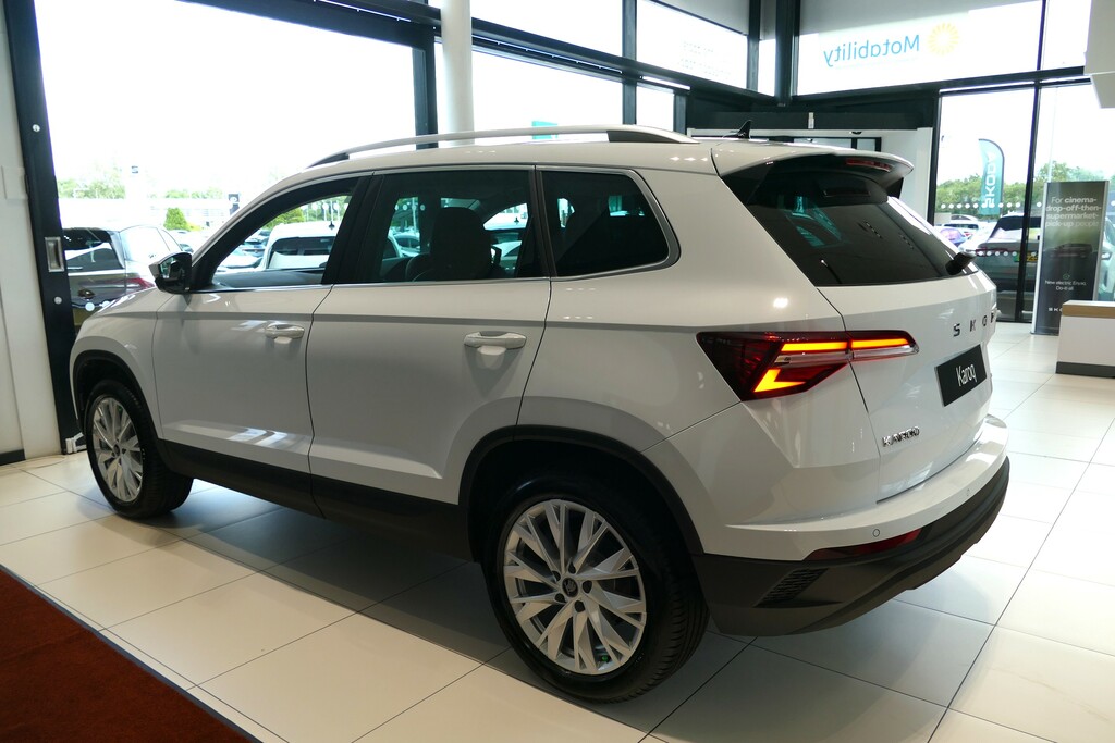 Skoda Karoq Karoq Se L Edition 2.0 Tdi 150 Ps 4X4 Dsg White #3