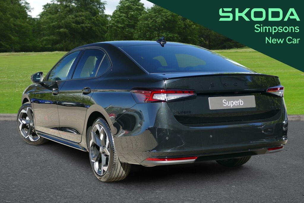 Skoda Superb Superb Hatch Sportline 1.5 Tsi E-tec 150 Ps Dsg Black #6