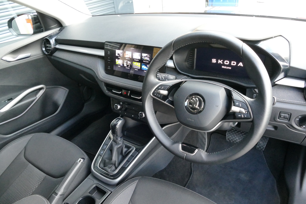 Skoda Fabia 1.5 Tsi 150 Se L Dsg 150 Ps YD24KWZ Black #6