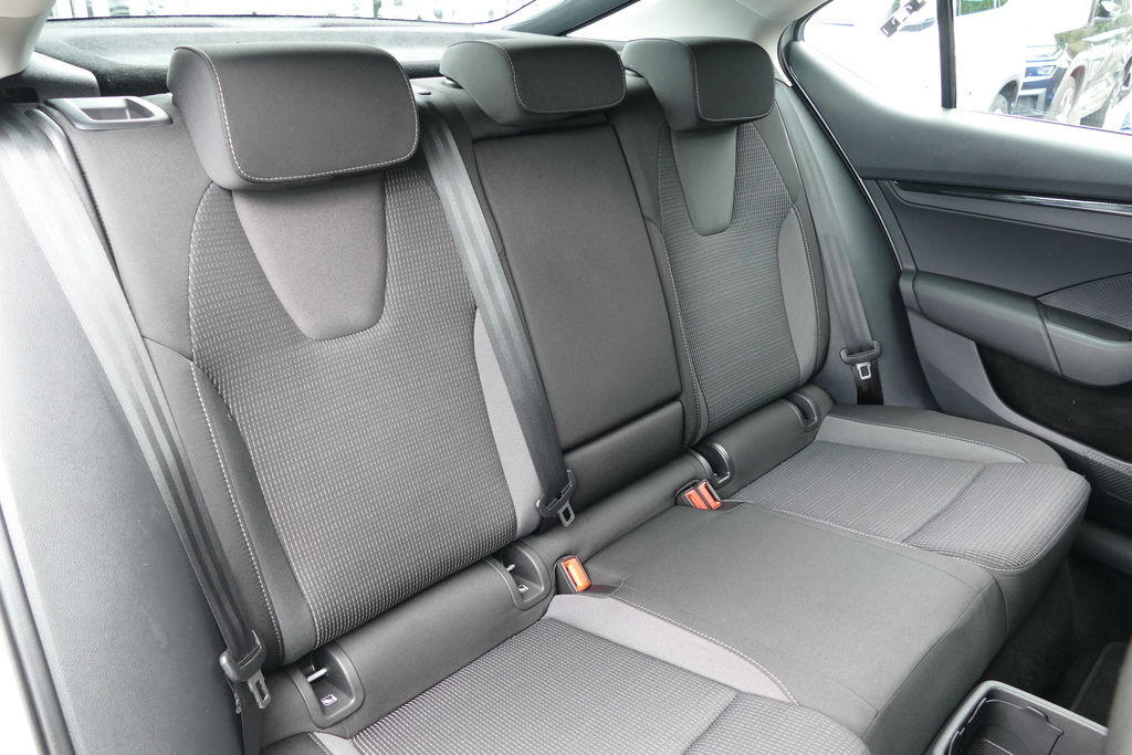 Skoda Octavia Se L Grey #8