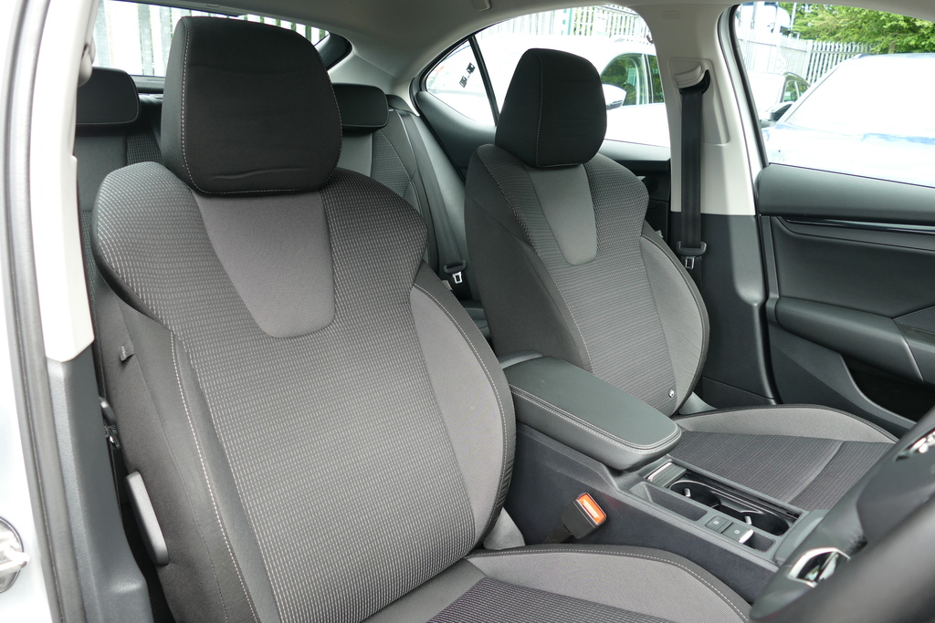 Skoda Octavia Se L Grey #12