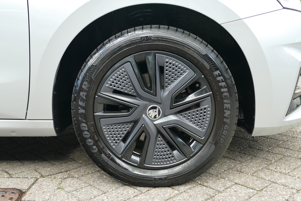 Skoda Fabia 1.0 Tsi 110 Colour Edition 0 Ps Silver #5