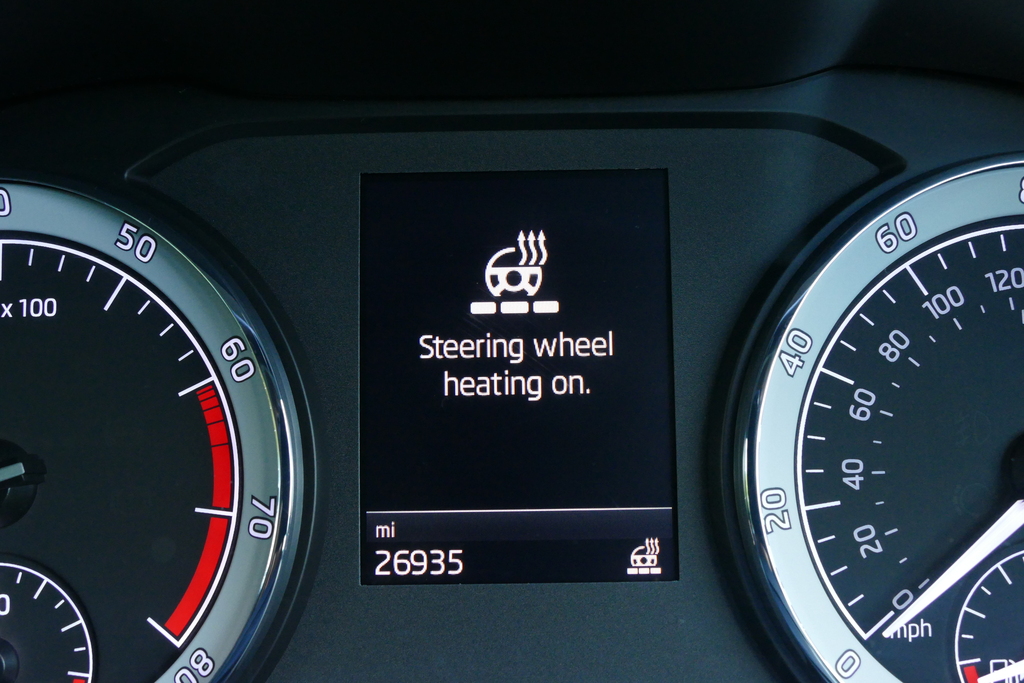 Skoda Karoq Tsi Act Se L Green #15