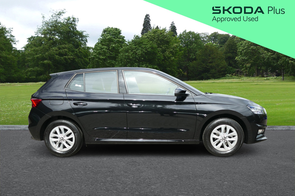 Skoda Fabia 1.0 Tsi Se Edition 95 Ps Black #4