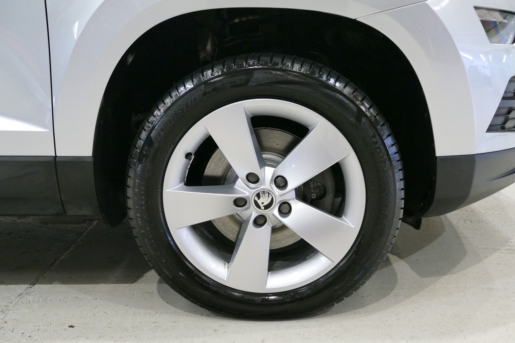 Skoda Karoq 1.5 Tsi Se Dsg 150 Ps Silver #5
