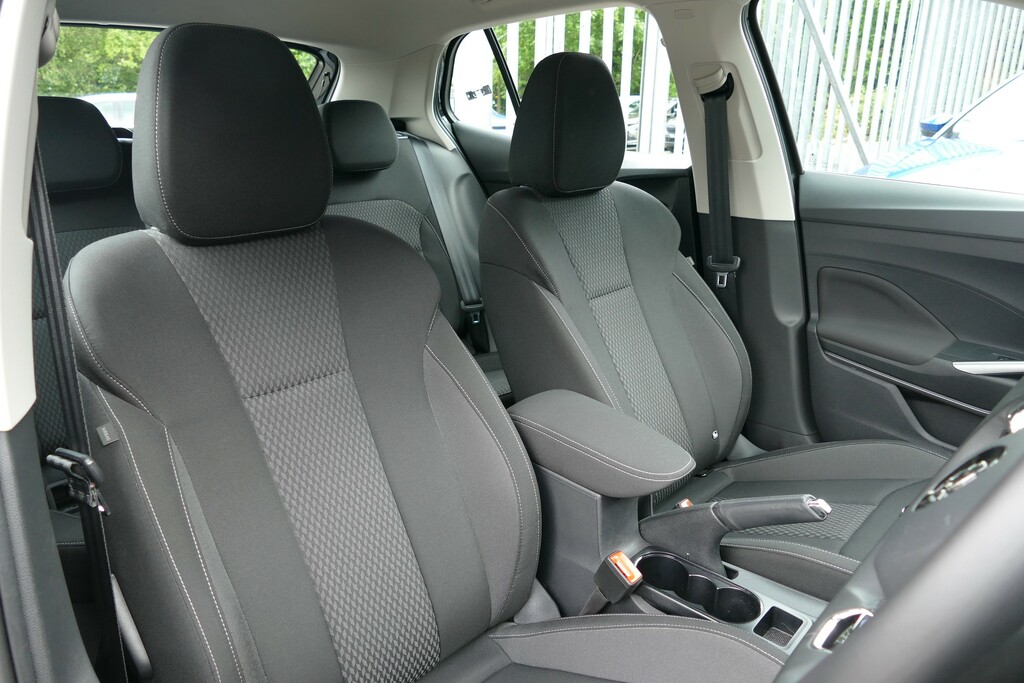 Skoda Fabia Colour Edition White #13