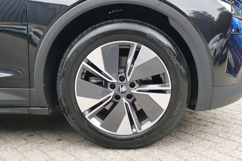 Skoda Elroq 150Kw 60 Edition 63Kwh 204 Ps Black #5