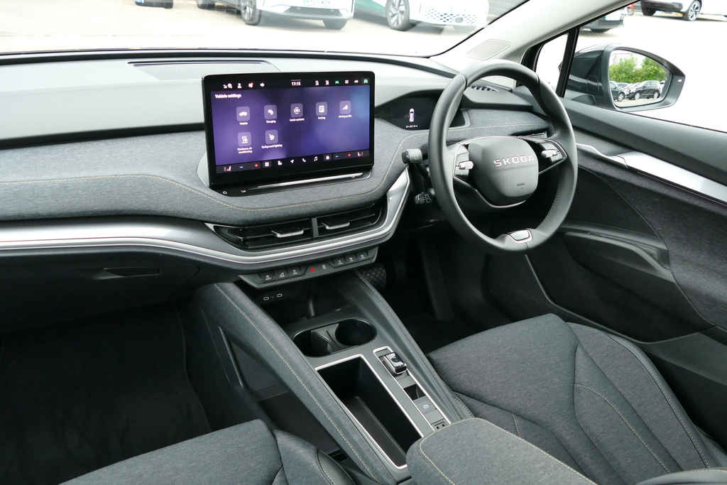 Skoda Elroq 150Kw 60 Edition 63Kwh 204 Ps Black #2