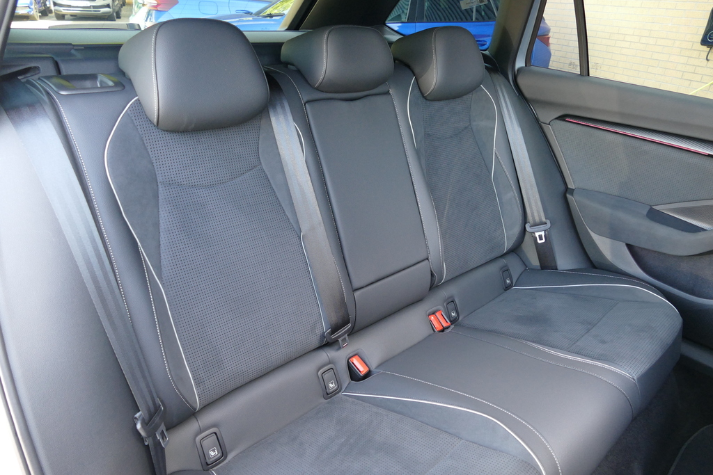 Skoda Superb Se L Grey #8