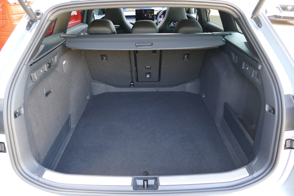 Skoda Superb Se L Grey #40