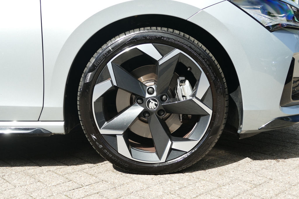 Skoda Superb 2.0 Tsi 204 Sportline Dsg 0 Ps Silver #5
