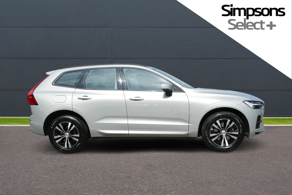 Volvo XC60 2.0 B5p Core Awd Geartronic 0 Ps Silver #4