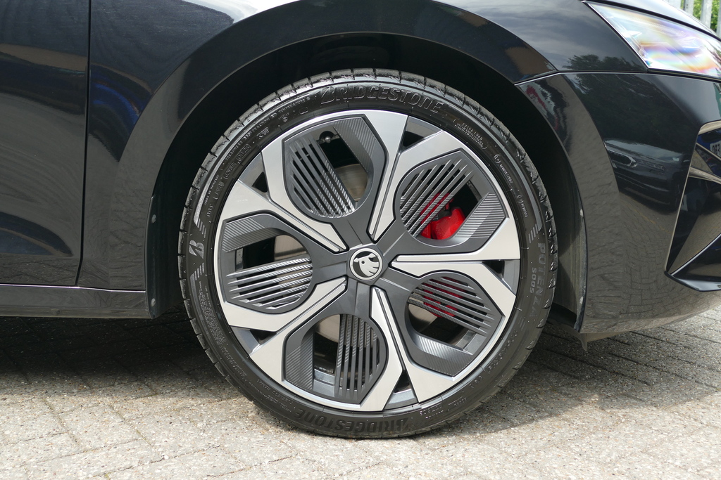 Skoda Octavia 2.0 Tsi Vrs Dsg 265 Ps Black #5