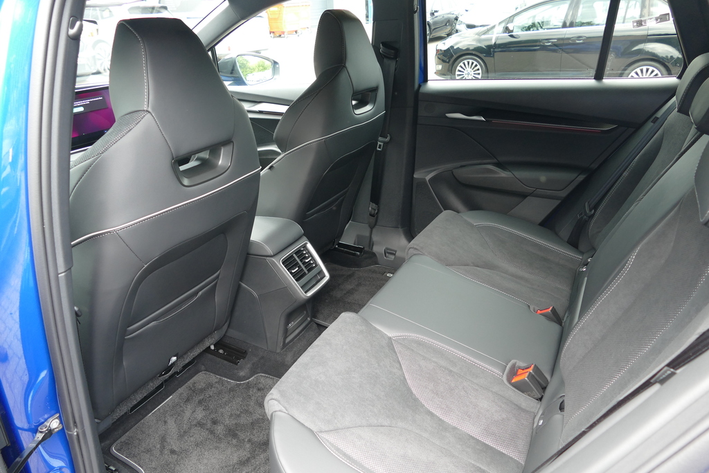 Skoda Elroq Se Green #14