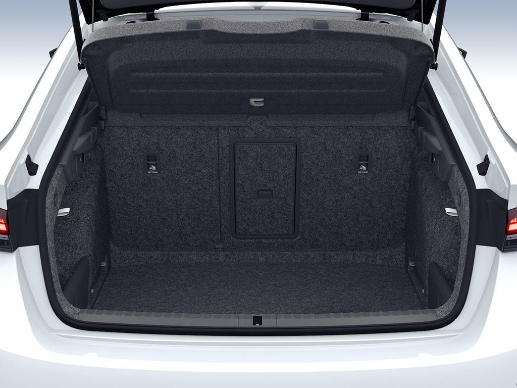 Skoda Octavia Octavia Hatch Sportline 1.5 Tsi E-tec 150 Ps Dsg White #6