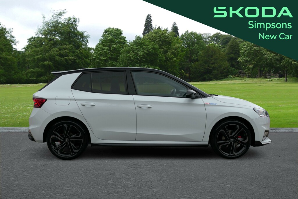 Skoda Fabia Fabia Hatch 130 1.5 Tsi 177 Ps Dsg Black #4
