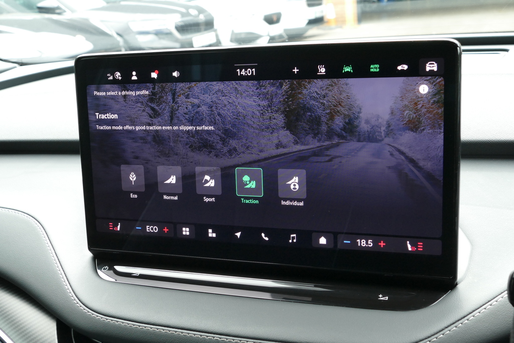 Skoda ENYAQ Suv Blue #26