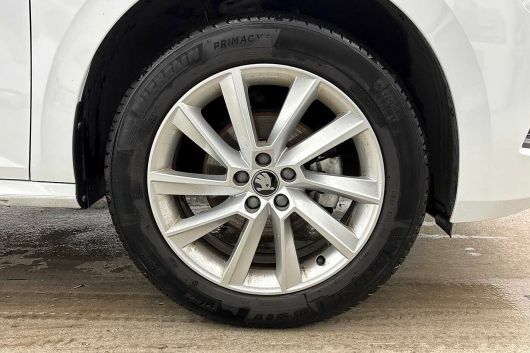 Skoda Kamiq 1.0 Tsi Se Edition 0 Ps White #5
