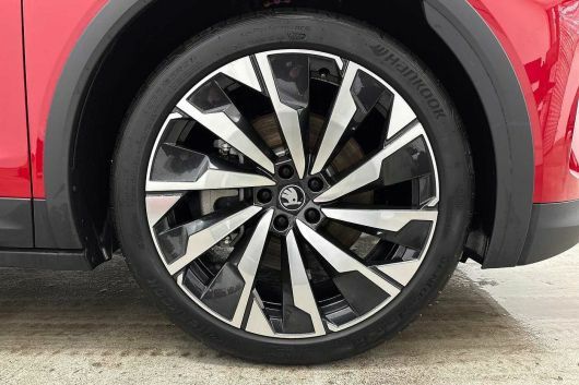 Skoda Elroq 210Kw 85 Sportline 82Kwh 0 Ps Red #5