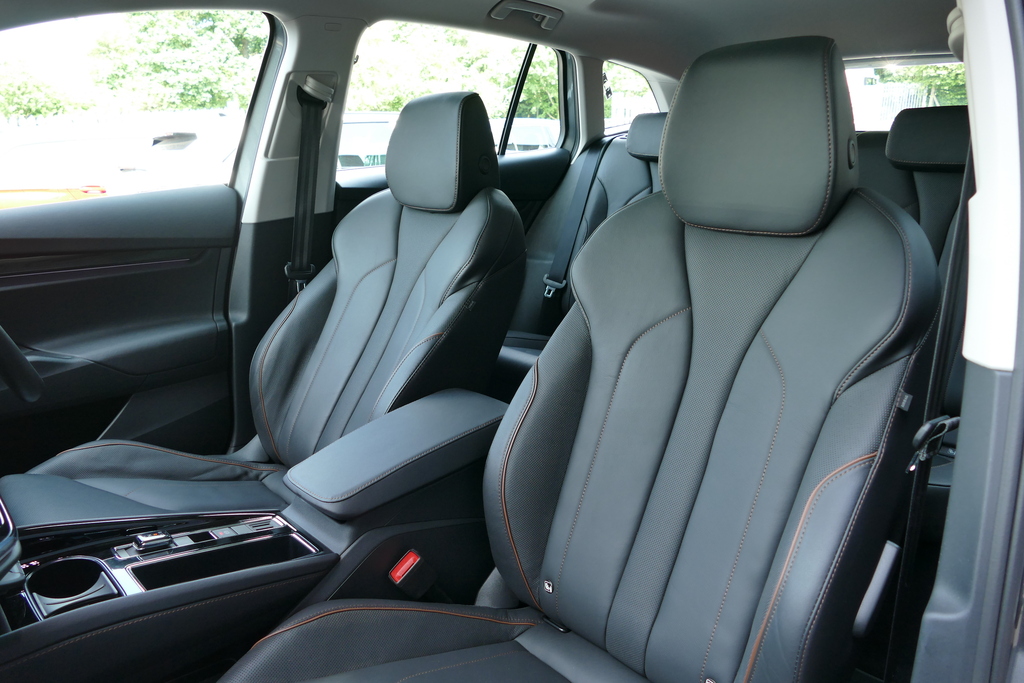 Skoda ENYAQ 60 Grey #17