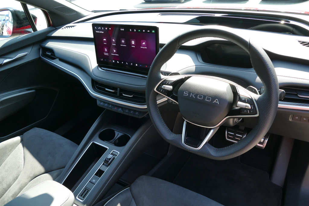Skoda Elroq 210Kw 85 Sportline 82Kwh 0 Ps Red #6