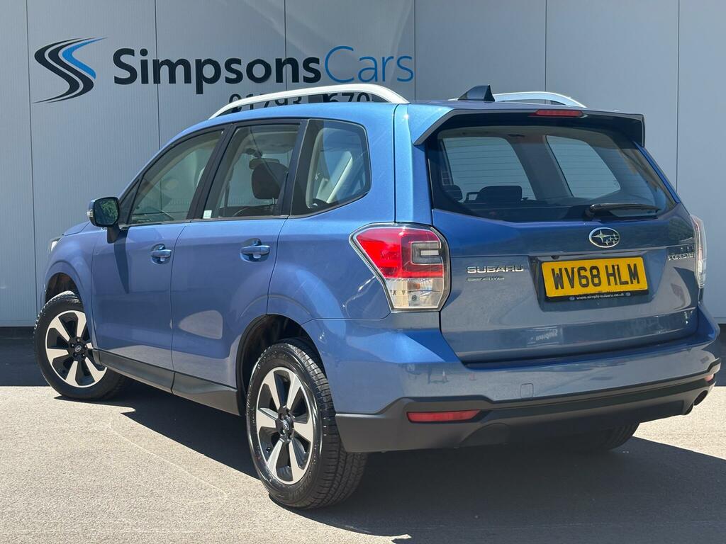 Subaru Forester 2.0 Xe Premium Lineartronic Red #9
