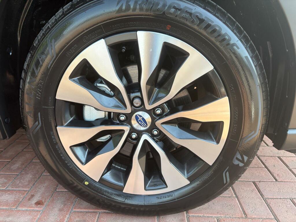 Subaru Outback 2.5I Limited Lineartronic Black #15