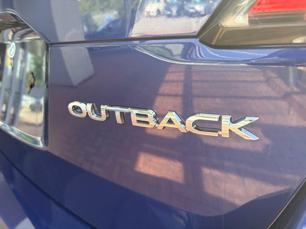 Subaru Outback 2.5I Limited Lineartronic Black #11