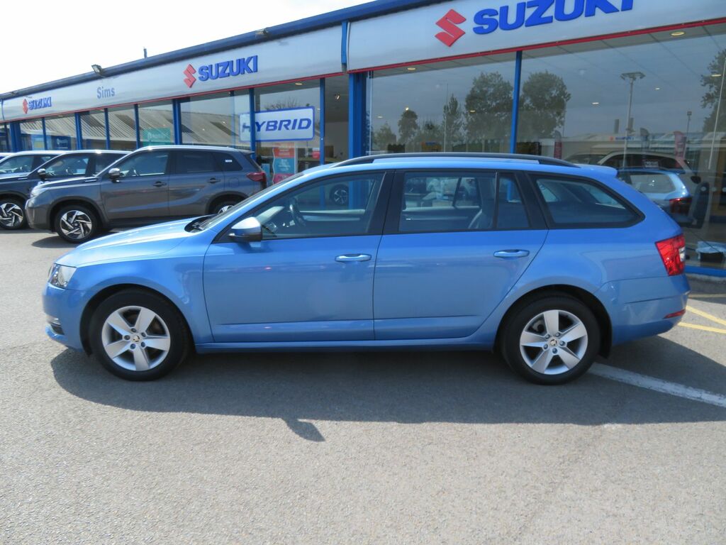 Skoda Octavia Octavia Estate Blue #6