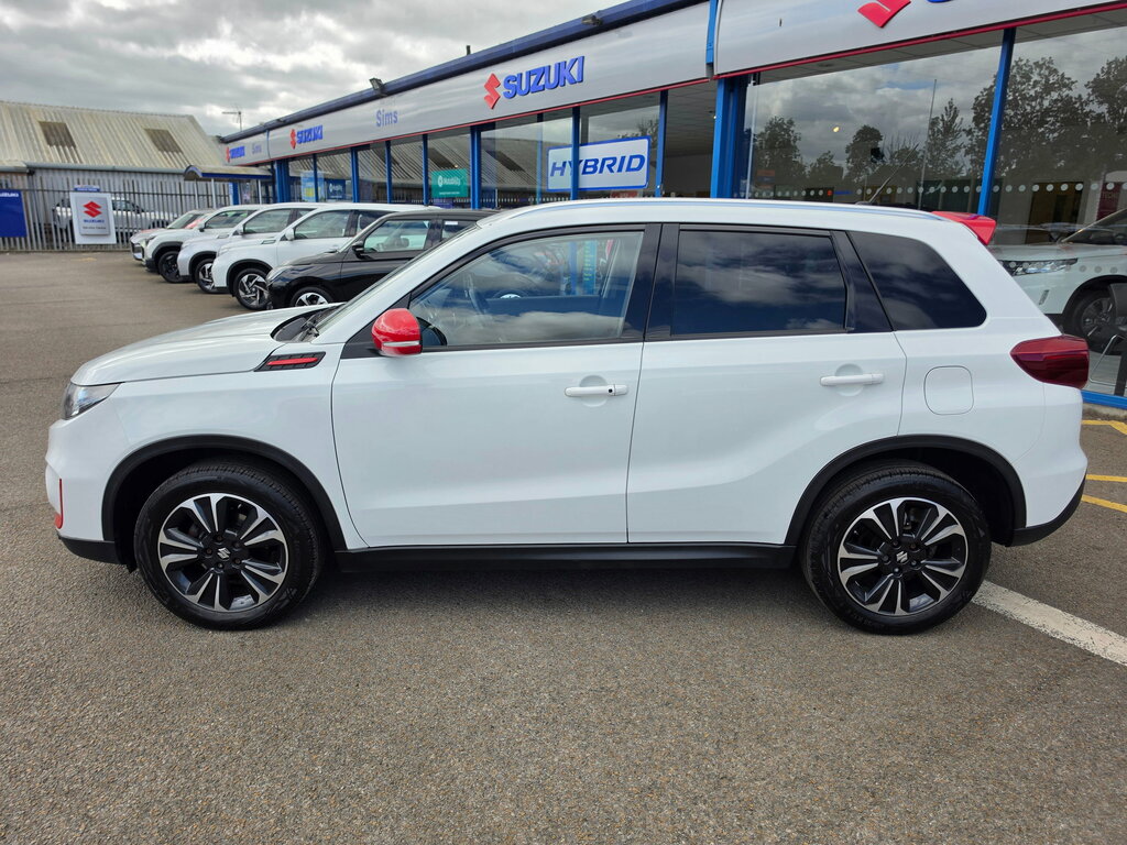 Suzuki Vitara Vitara Estate White #5