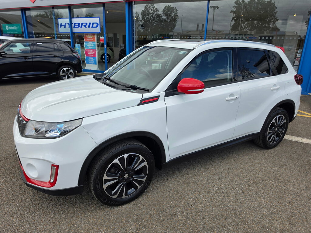Suzuki Vitara Vitara Estate White #4
