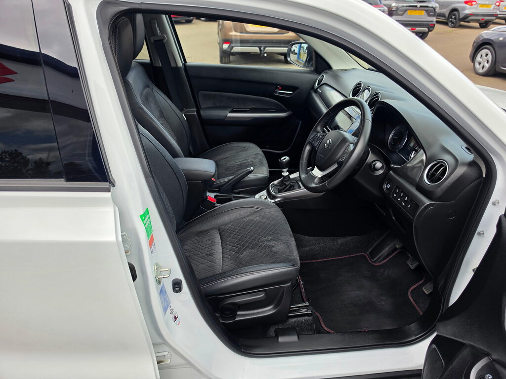 Suzuki Vitara Vitara Sz-t Boosterjet Silver #24