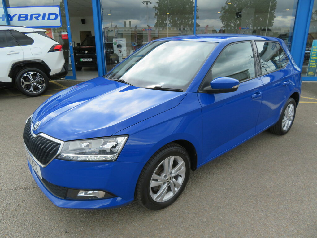Skoda Fabia Fabia Hatchback Blue #4