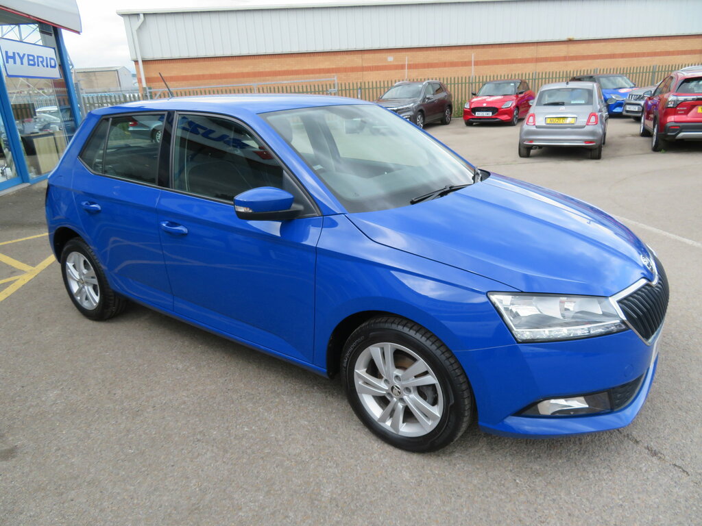 Skoda Fabia Fabia Hatchback Blue #3