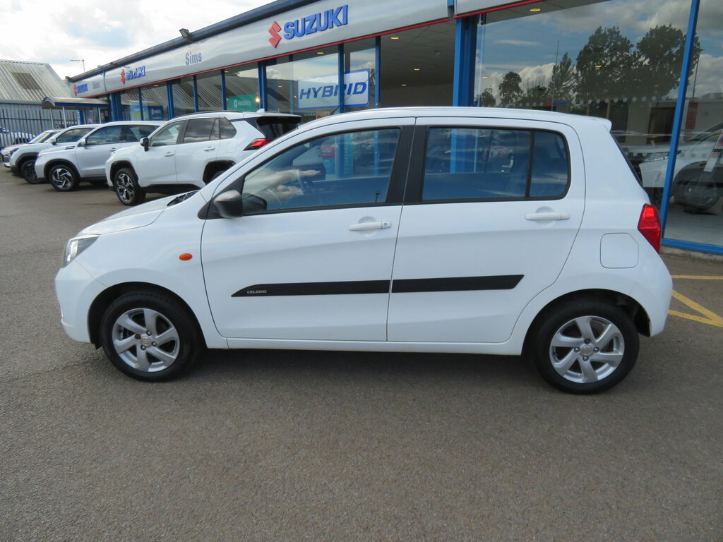 Suzuki Celerio 2018 Suzuki Celerio 1.0 Sz2 Dualjet Only 10,600 Red #9