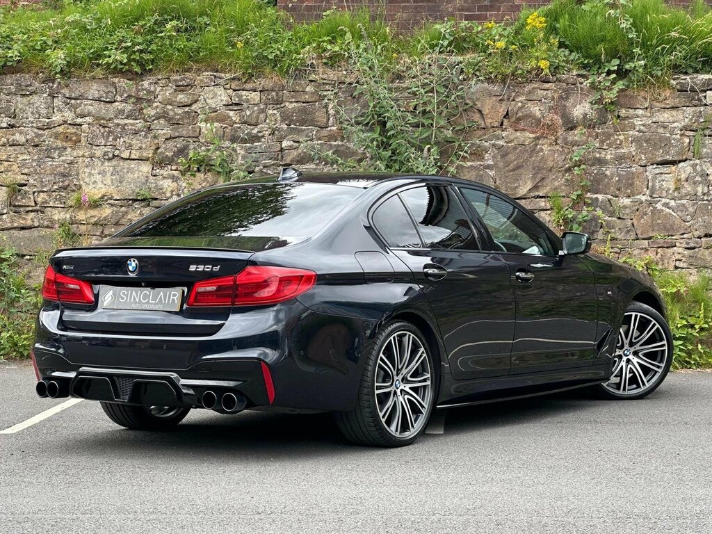 BMW 5 Series Saloon 3.0 530D M Sport Xdrive Euro 6 Ss 4 YB17FJA Black #4