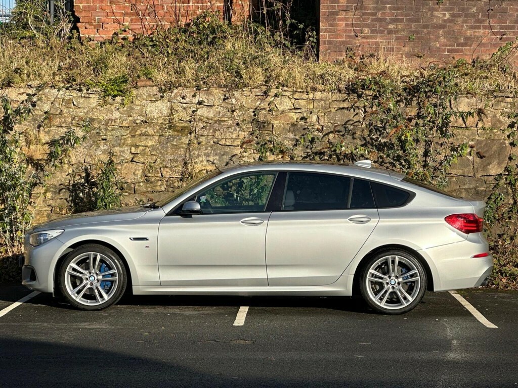 BMW 5 Series Gran Turismo Hatchback Black #32
