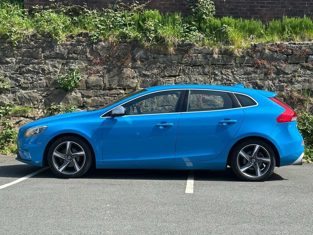 Volvo V40 Hatchback 1.6 D2 R-design Euro 5 Ss 20156 Blue #4
