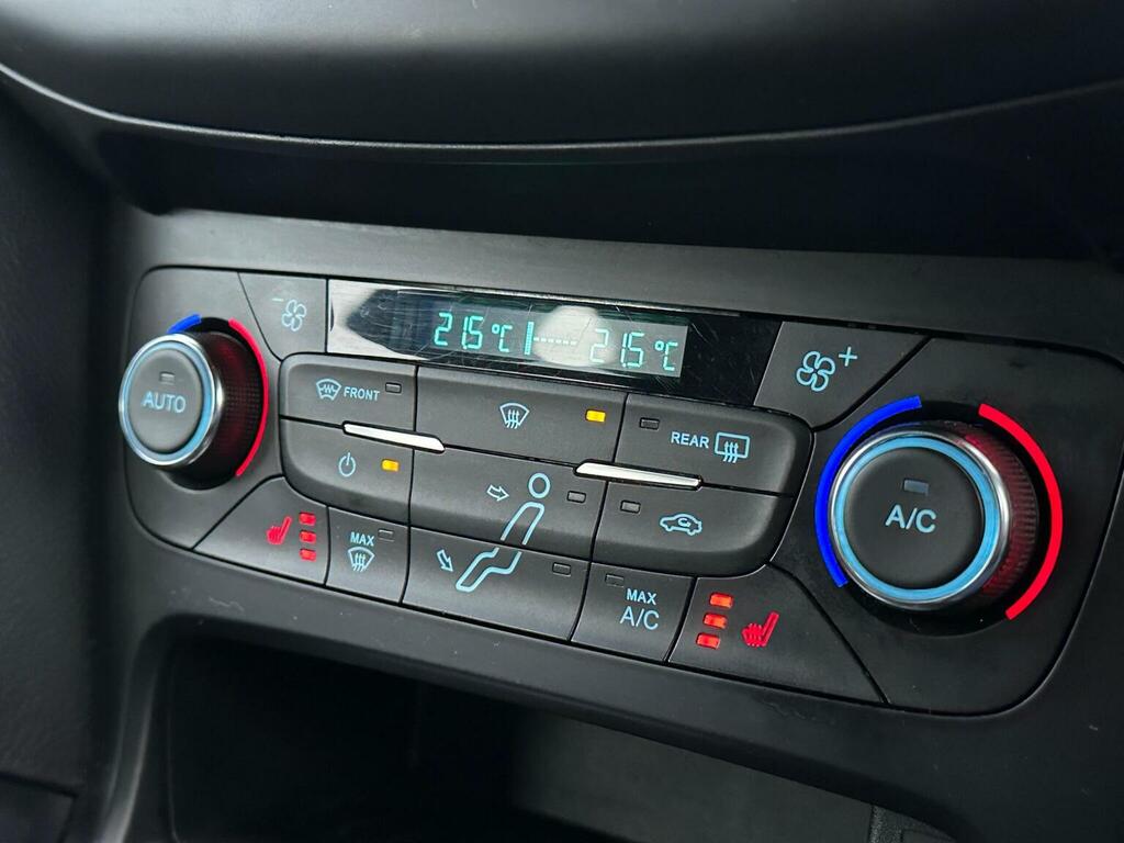 Ford Focus 2.0 Tdci St-3 Euro 6 Ss 2015 Blue #15