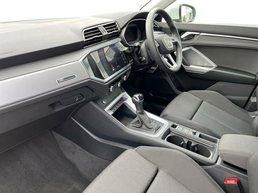 Audi Q3 2.0 Tdi 35 Sport S Tronic Euro 6 Ss CU25OMM White #3