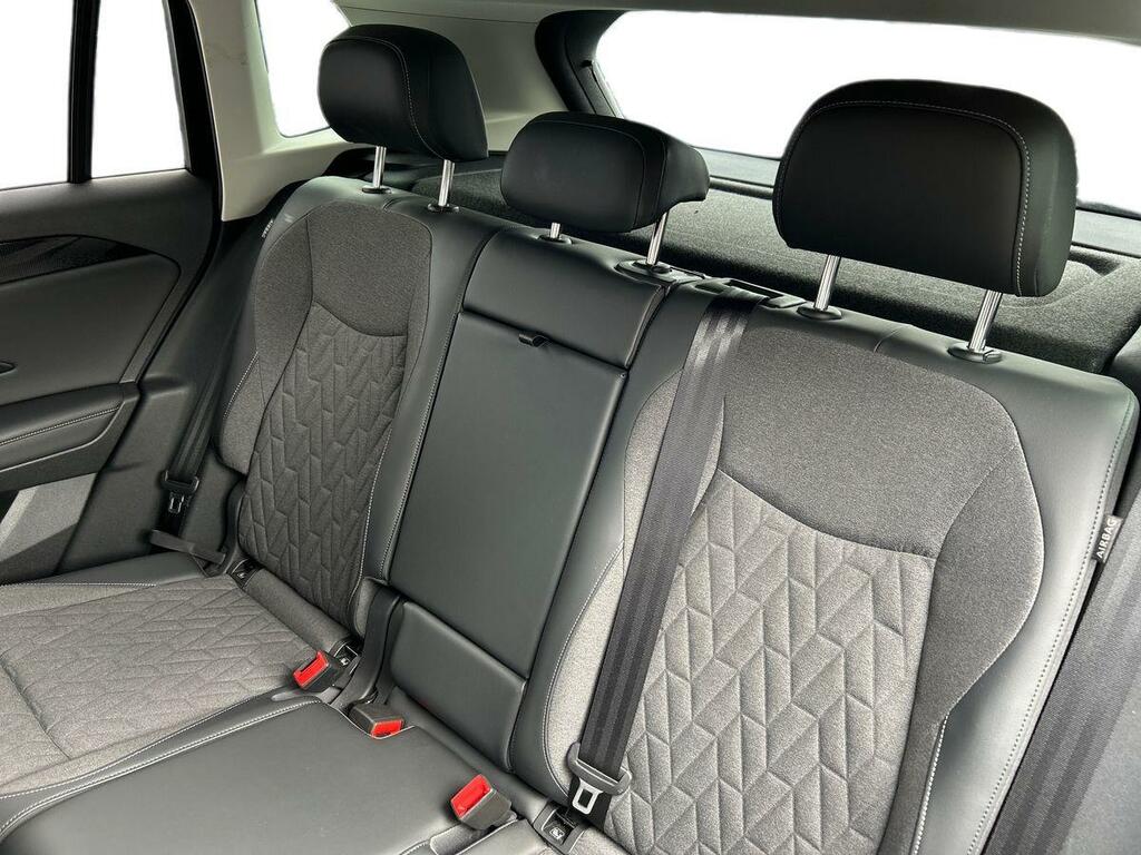 Volkswagen Tiguan 1.5 Etsi Mhev Match Dsg Euro 6 Ss Black #4