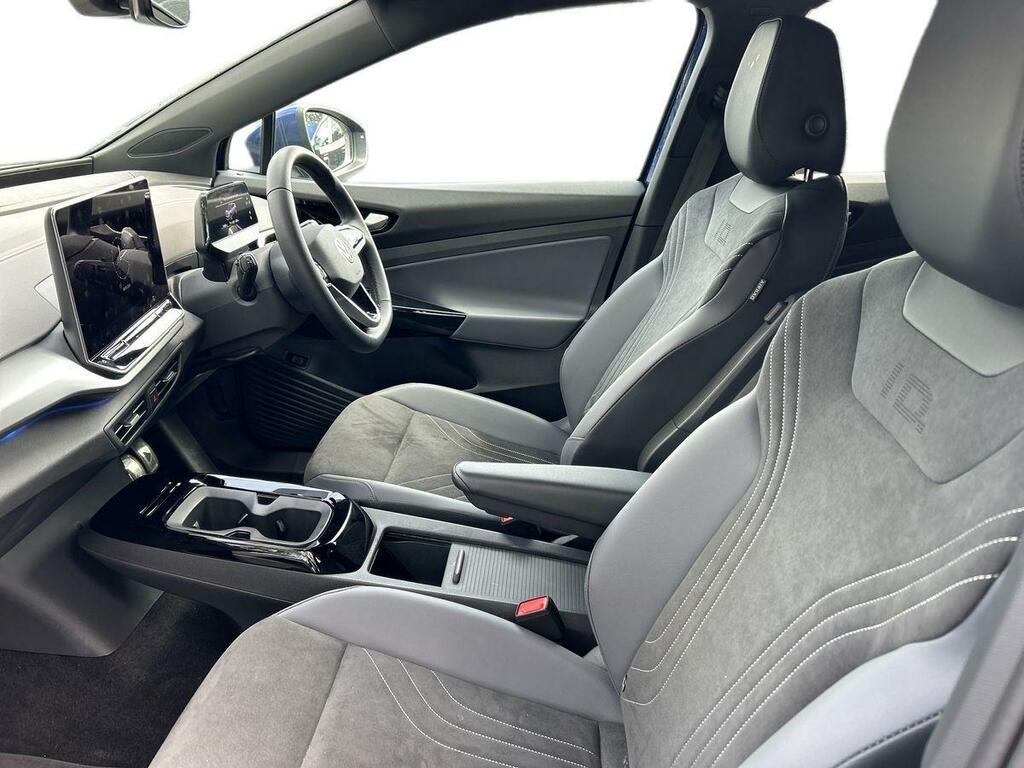 Volkswagen ID.4 Pro 77Kwh Match CA75ZBC Blue #3